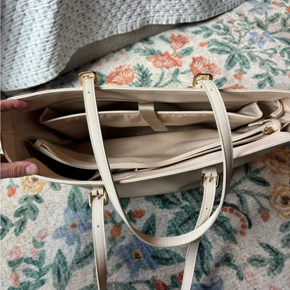 Cream Laptop Tote Bag - Picture 5 of 10